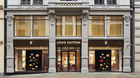 best louis vuitton stores.